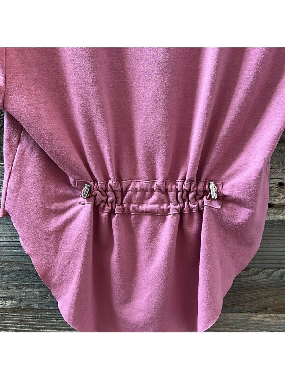 Gymshark V-Neck Short Sleeve Raw Hem Cinch Back Crop Fitness Top Size Small - Picture 4 of 8